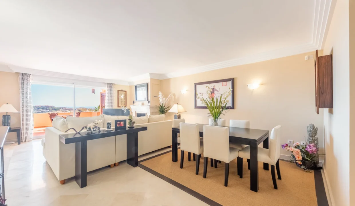 9adbc8eb-d0a4-4f02-a02b-f958fb9ce69c